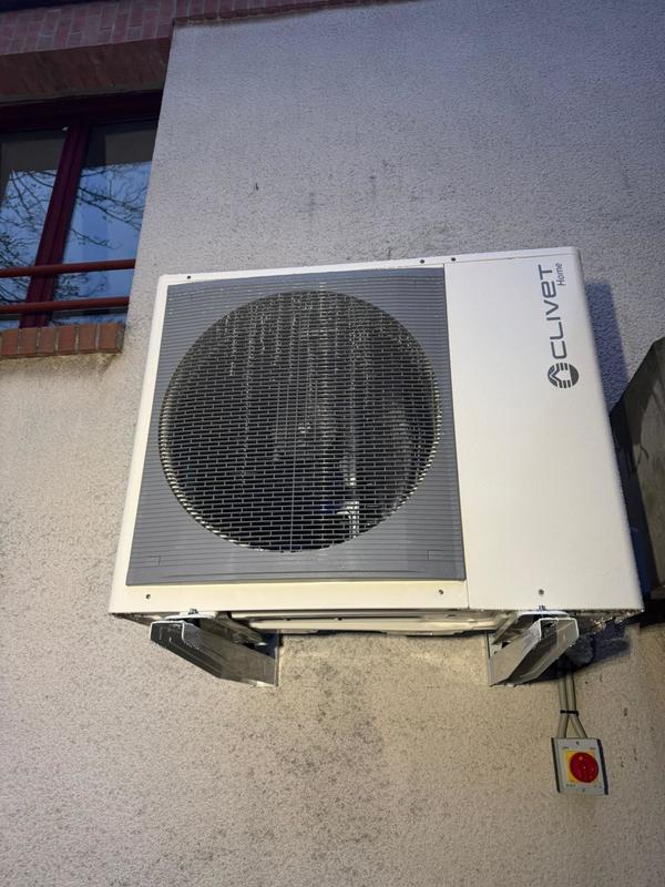 Maison - 96 m² - 5 pièces