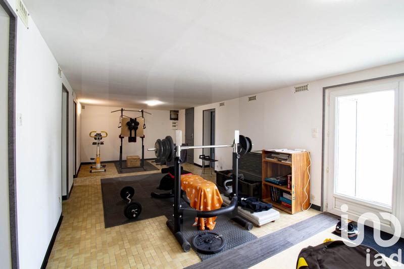 Maison - 163 m² - 9 pièces