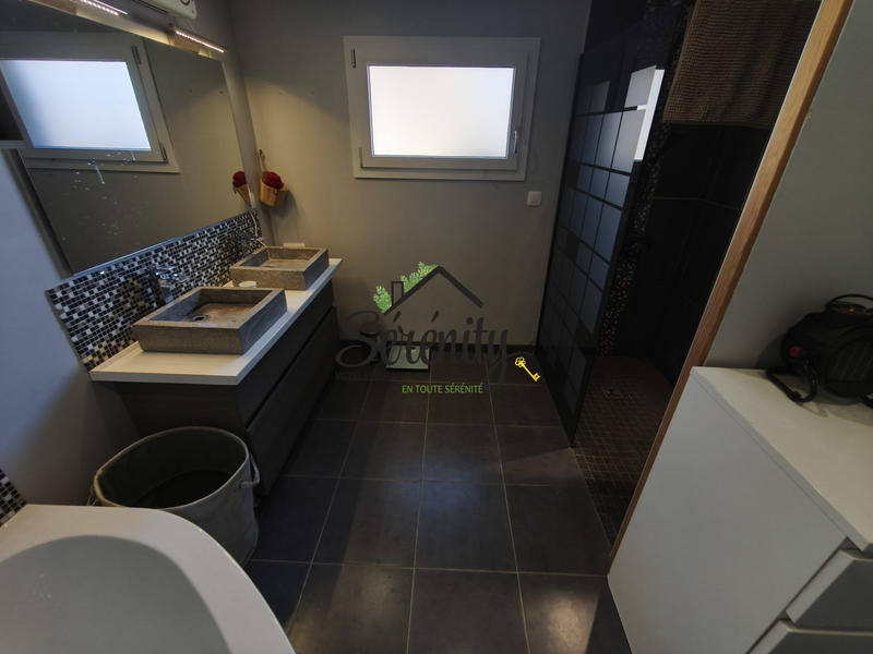 Maison - 151 m² - 5 pièces