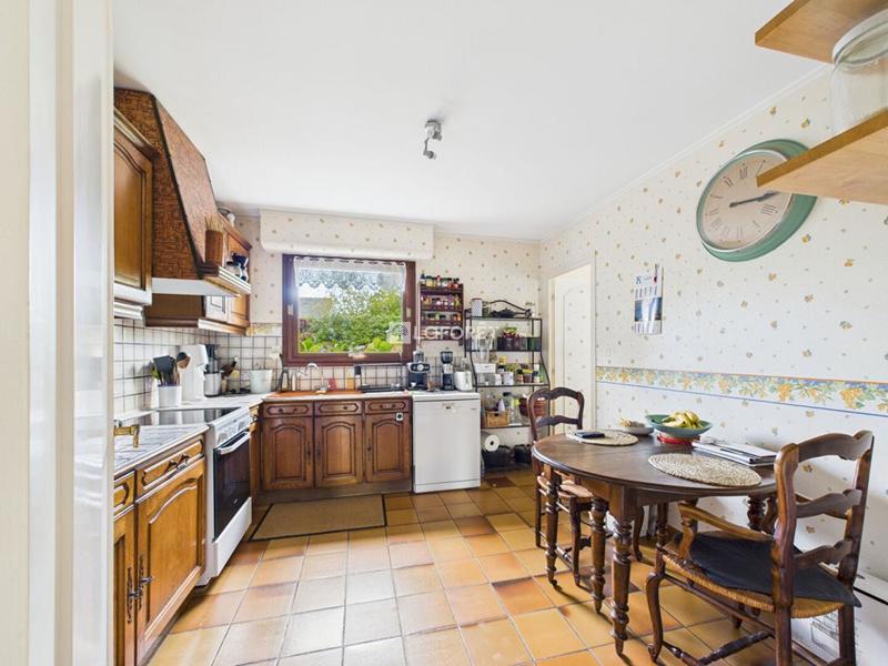 Maison - 110 m² - 4 pièces