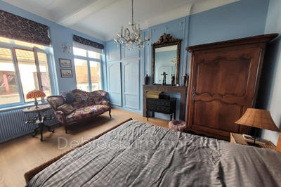 Maison - 229 m² - 6 pièces