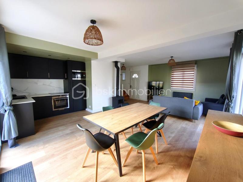 Maison - 132 m² - 7 pièces