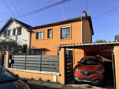 Maison - 101 m² - 5 pièces