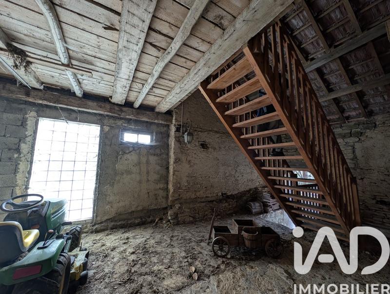 Maison - 236 m² - 11 pièces