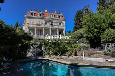 Appartement - 130 m² - 4 pièces