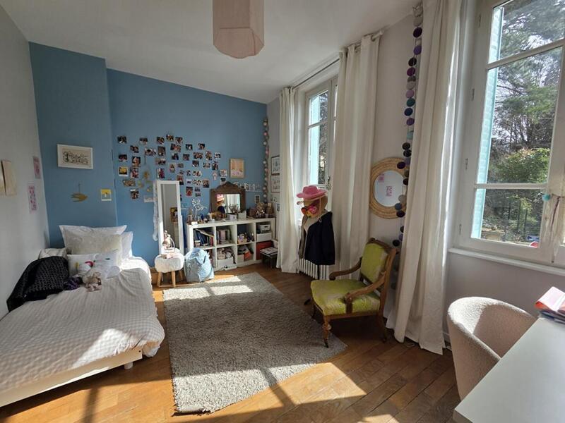 Maison - 169 m² - 7 pièces