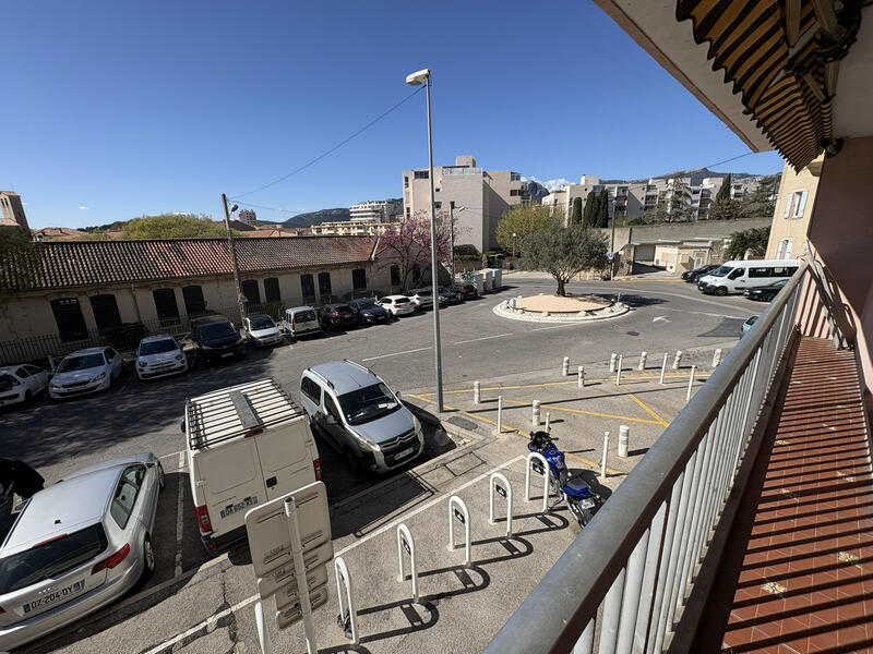 Appartement - 84 m² - 3 pièces