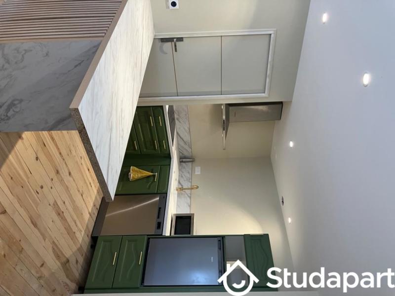 Chambre - 12 m² - 1 pièce