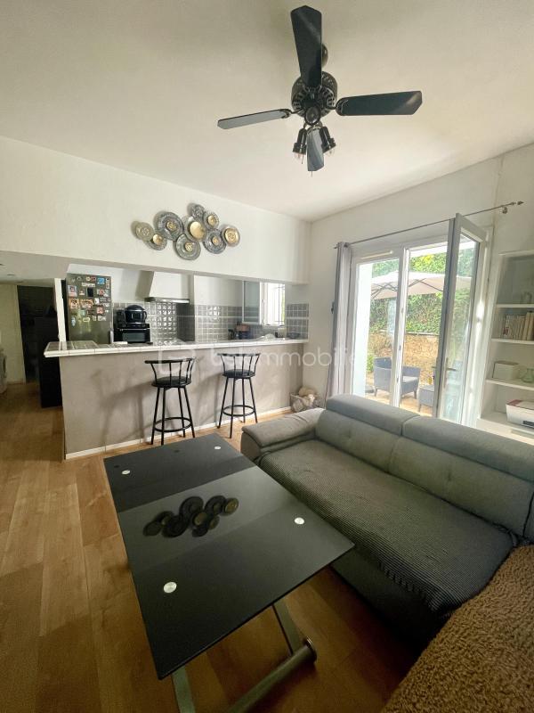 Propriété - 160 m² - 6 pièces