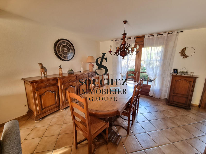 Maison - 136 m² - 6 pièces