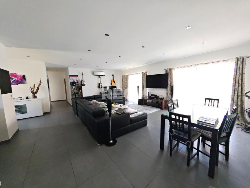 Villa - 120 m² - 4 pièces