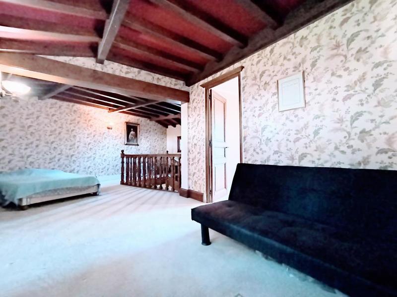 Maison - 292 m² - 11 pièces