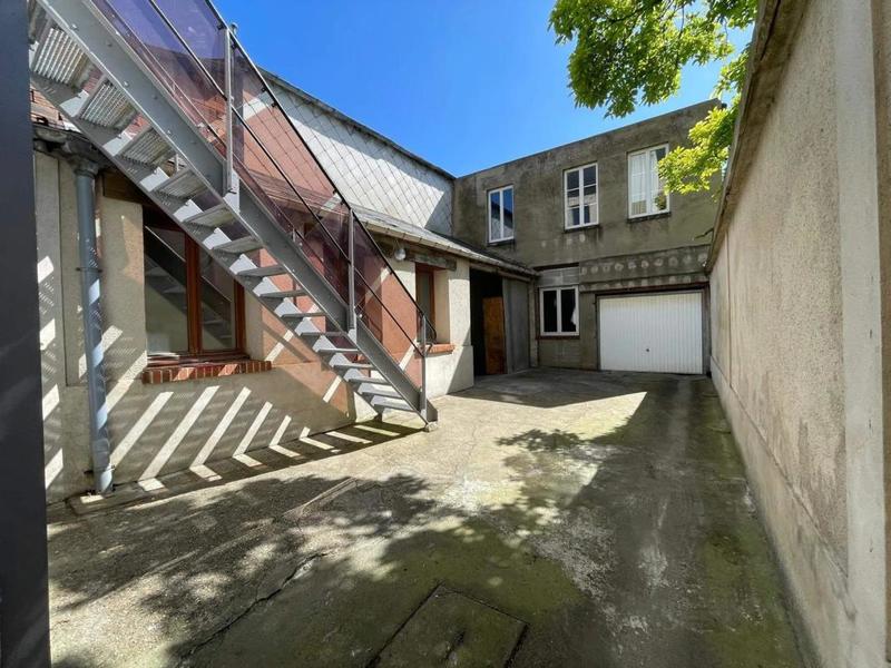 Maison - 175 m² - 7 pièces