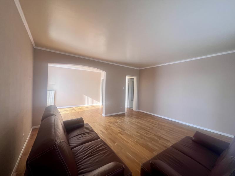 Appartement - 90 m² - 4 pièces