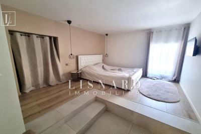 Appartement - 124 m² - 4 pièces