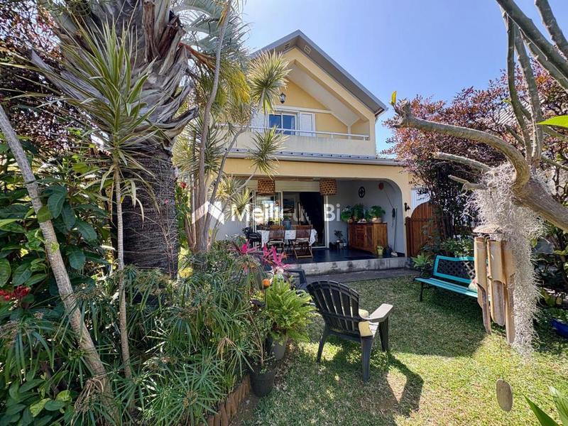 Maison - 110 m² - 4 pièces