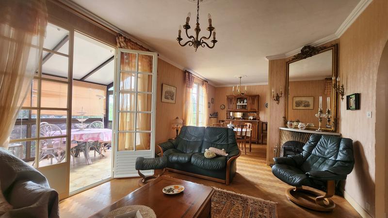 Maison - 122 m² - 7 pièces