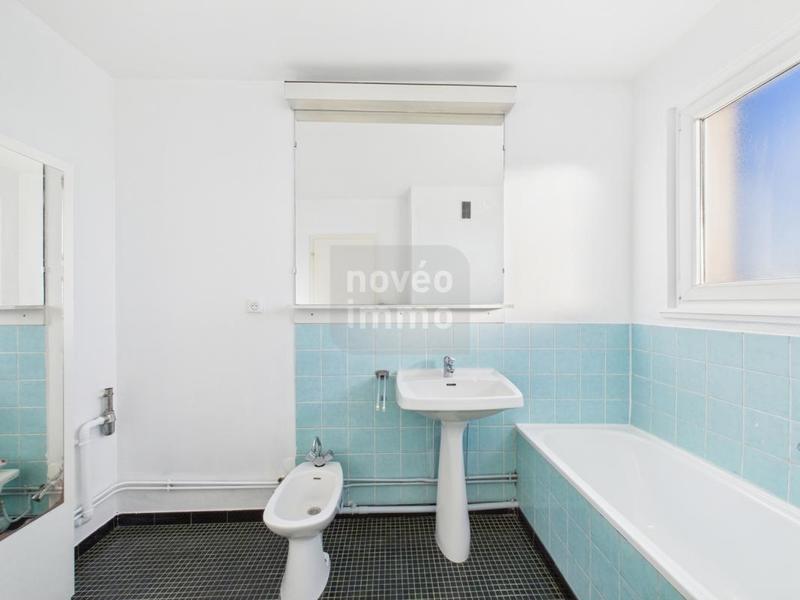 Appartement - 94 m² - 4 pièces