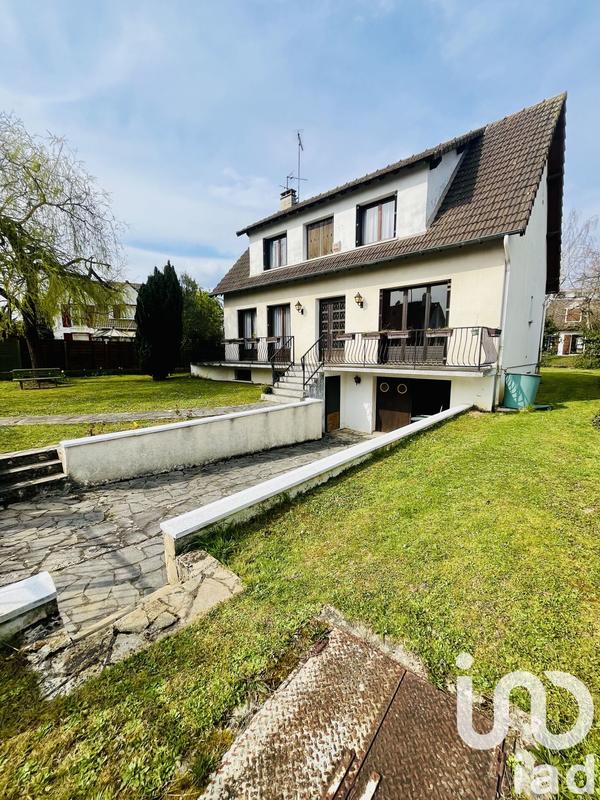 Maison - 140 m² - 6 pièces