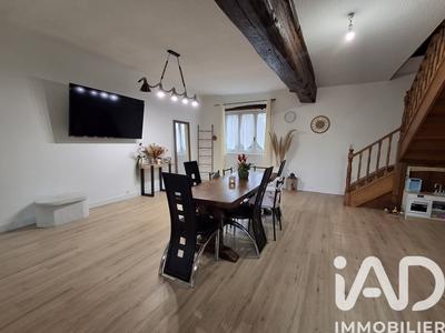 Maison - 161 m² - 7 pièces