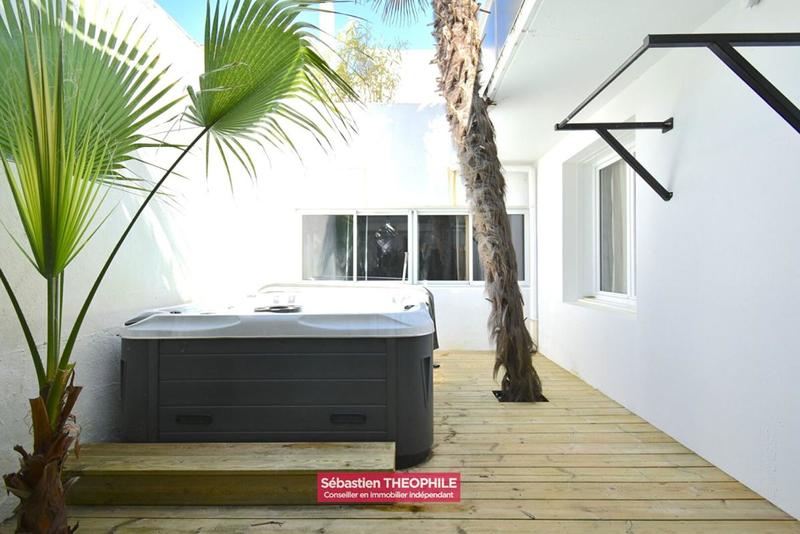 Maison - 194 m² - 6 pièces