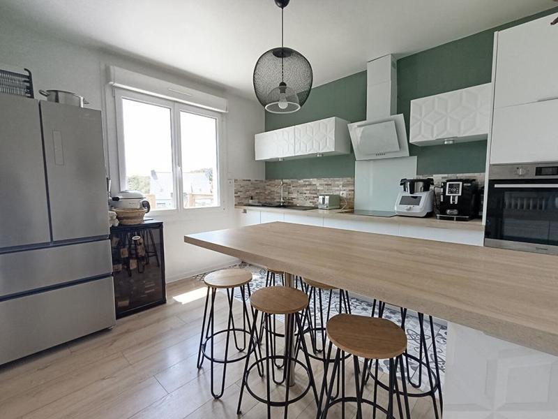 Maison - 136 m² - 6 pièces