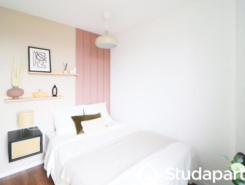 Chambre - 10 m² - 1 pièce