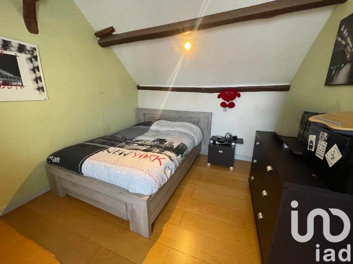 Maison - 216 m² - 11 pièces