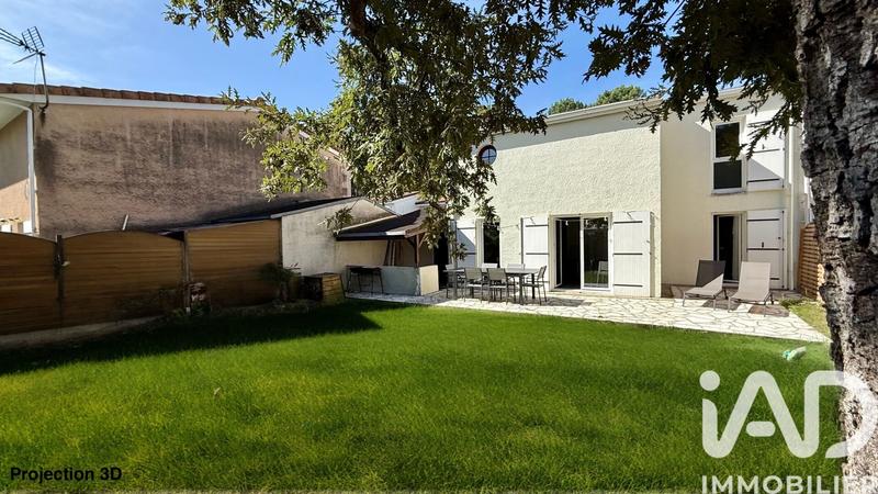 Maison - 110 m² - 6 pièces