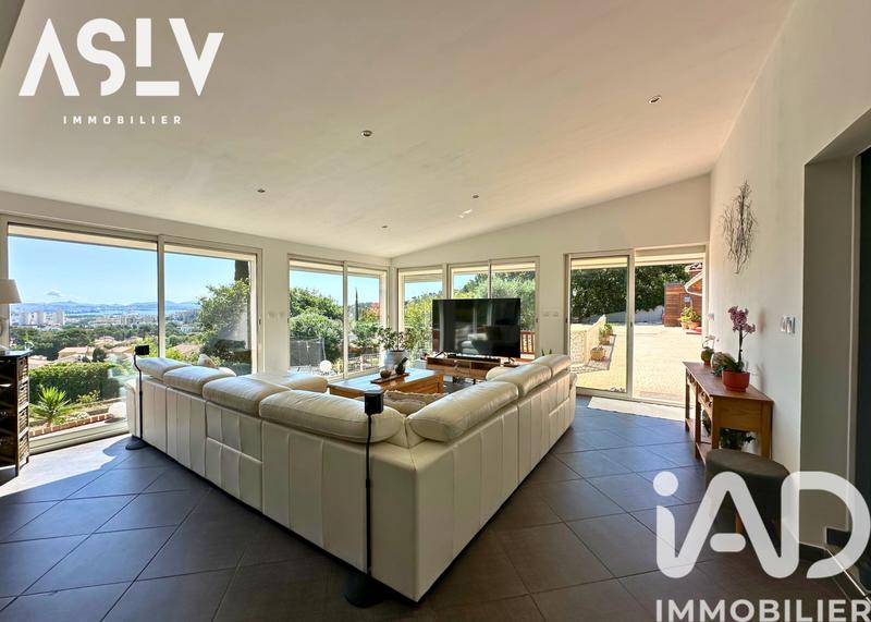 Maison - 170 m² - 6 pièces