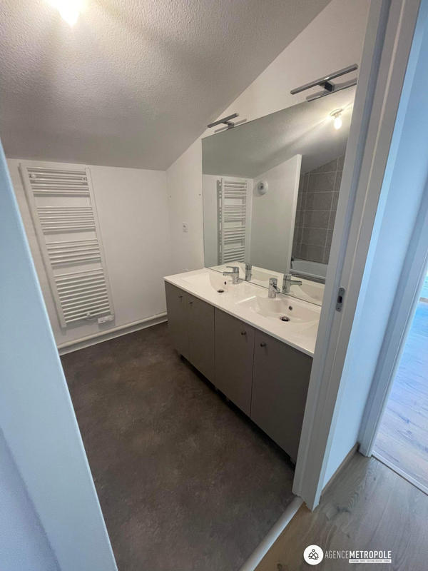 Appartement - 91 m² - 4 pièces