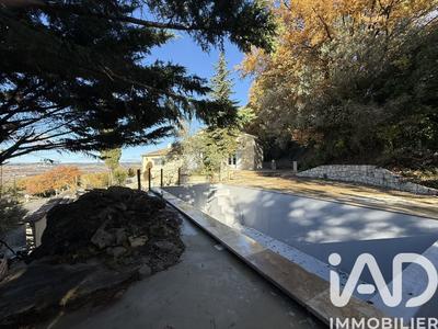 Maison - 113 m² - 4 pièces