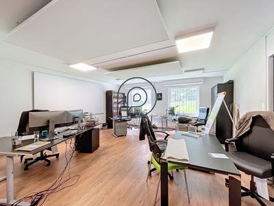 Bureau - 760 m²