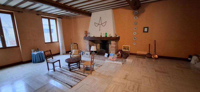 Maison - 185 m² - 7 pièces