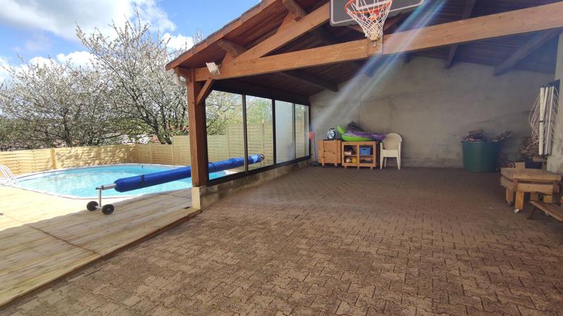 Maison - 182 m² - 7 pièces