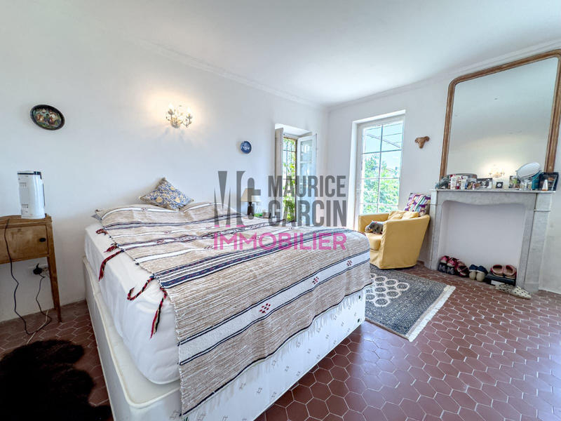 Maison - 160 m² - 5 pièces