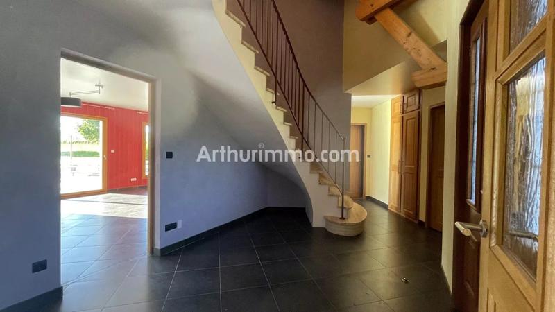 Maison - 190 m² - 8 pièces