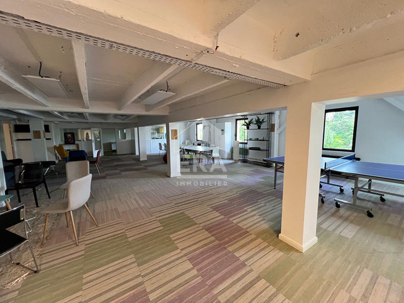 Bureau - 20 m² - 2 pièces