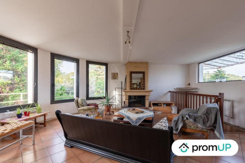 Maison contemporaine - 230 m² - 6 pièces