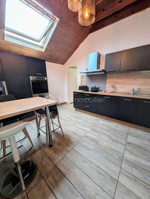 Maison - 188 m² - 8 pièces