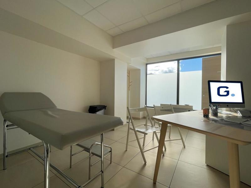 Bureau - 71 m² - 1 pièce