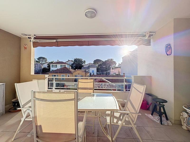 Appartement - 102 m² - 4 pièces