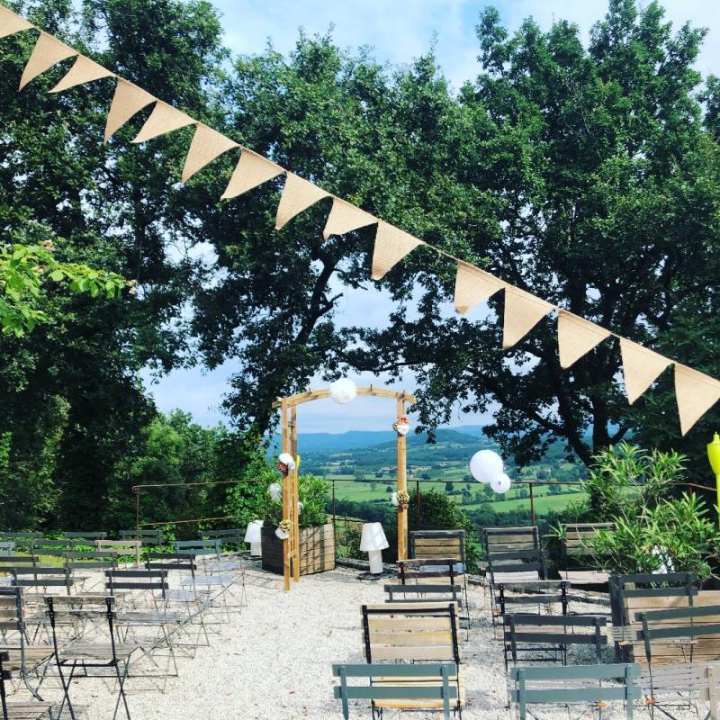 Maison - 405 m² - 48 pièces