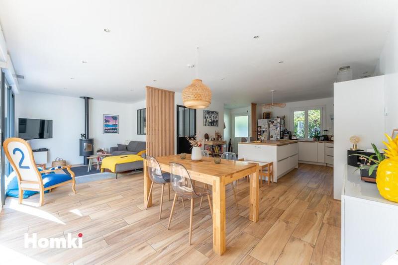 Maison - 125 m² - 5 pièces