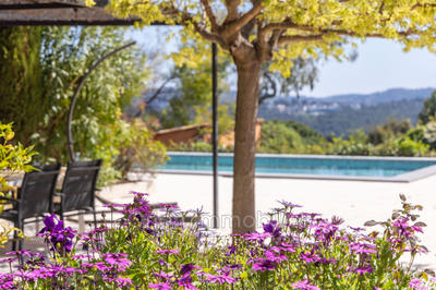 Maison - 198 m² - 8 pièces