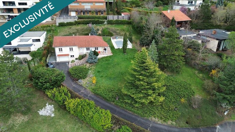 Maison - 224 m² - 5 pièces