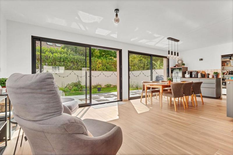 Maison - 128 m² - 6 pièces