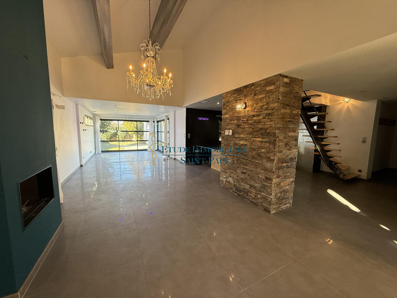 Villa - 163 m² - 5 pièces