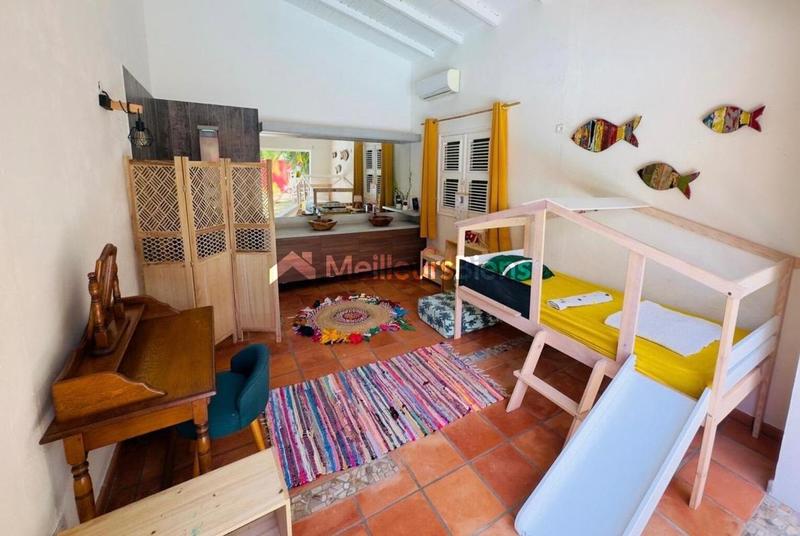 Maison - 156 m² - 4 pièces