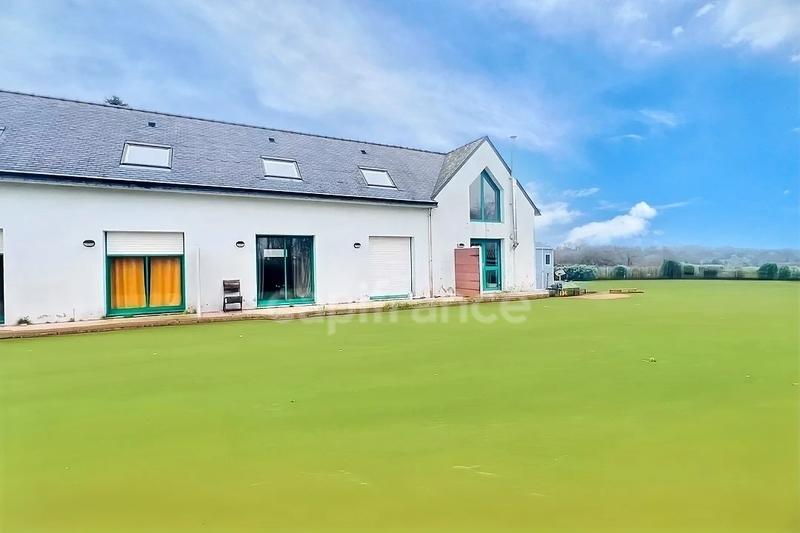 Immeuble - 270 m² - 11 pièces